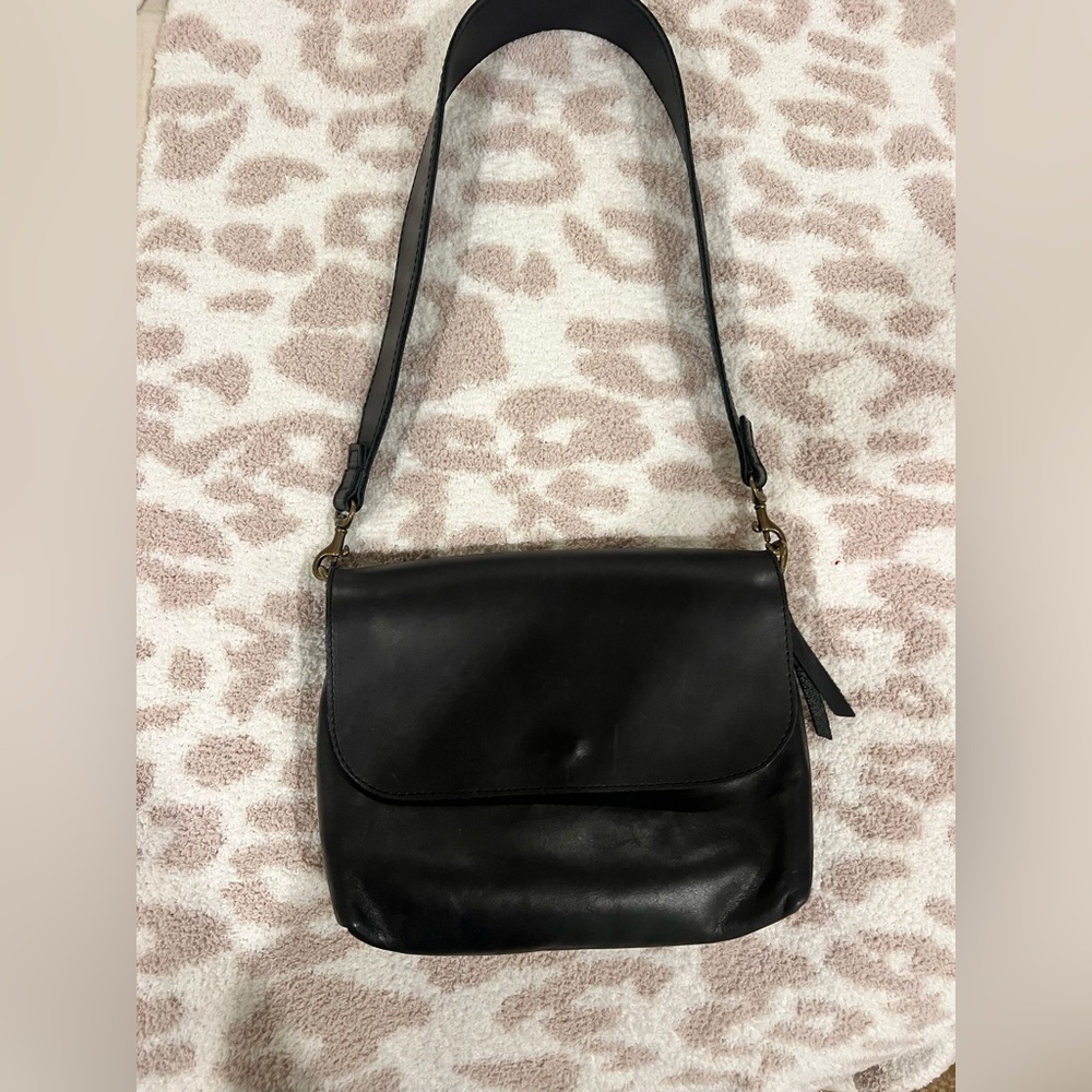 ABLE shoulder bag